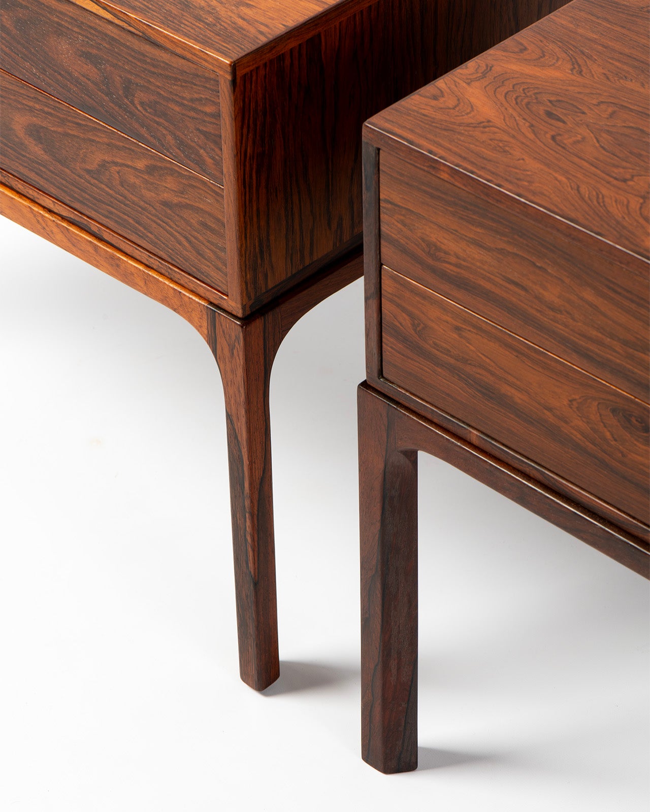 Entre Bedside Tables, 1958