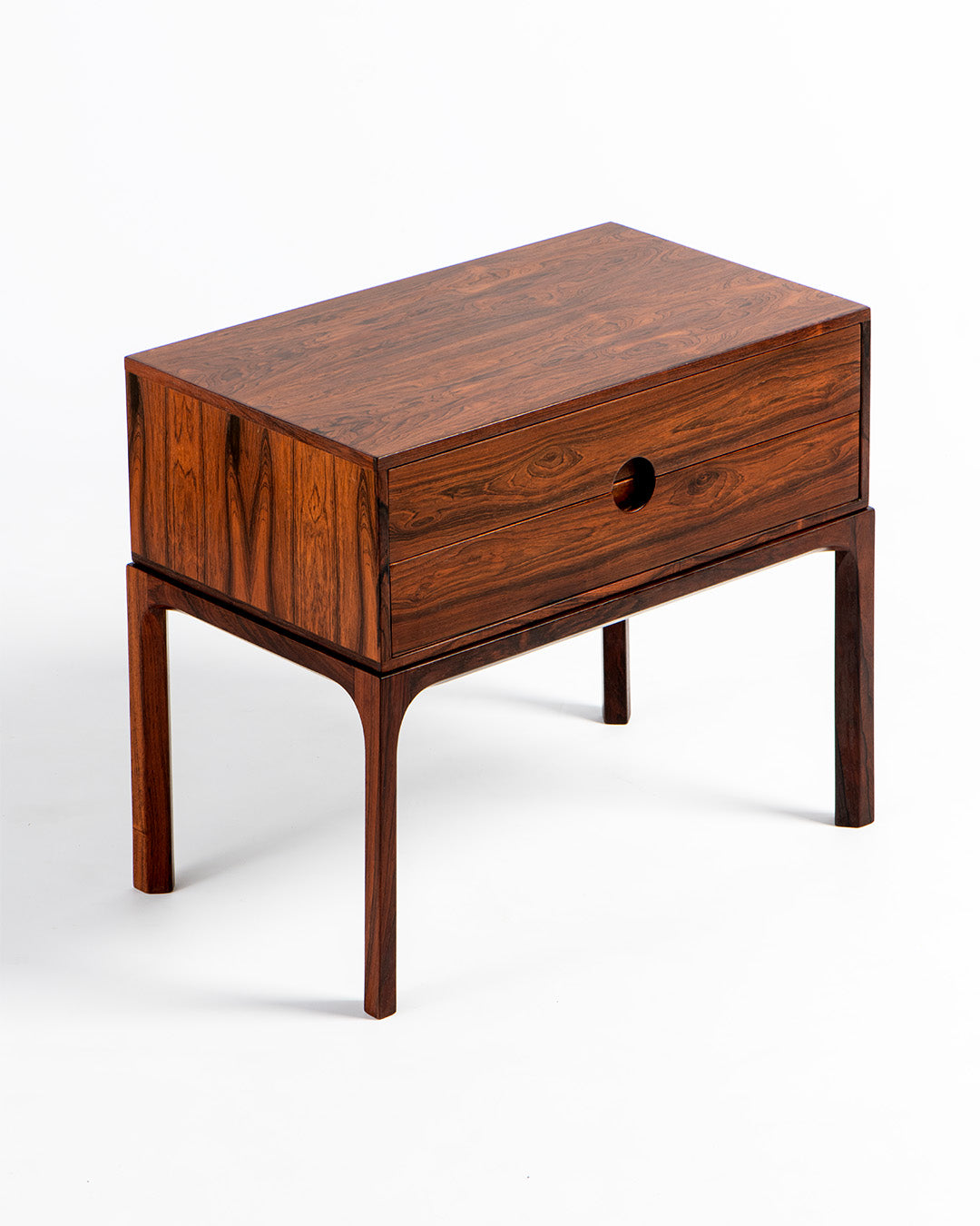 Entre Bedside Tables, 1958