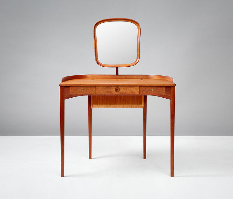 Birgitta Dressing Table