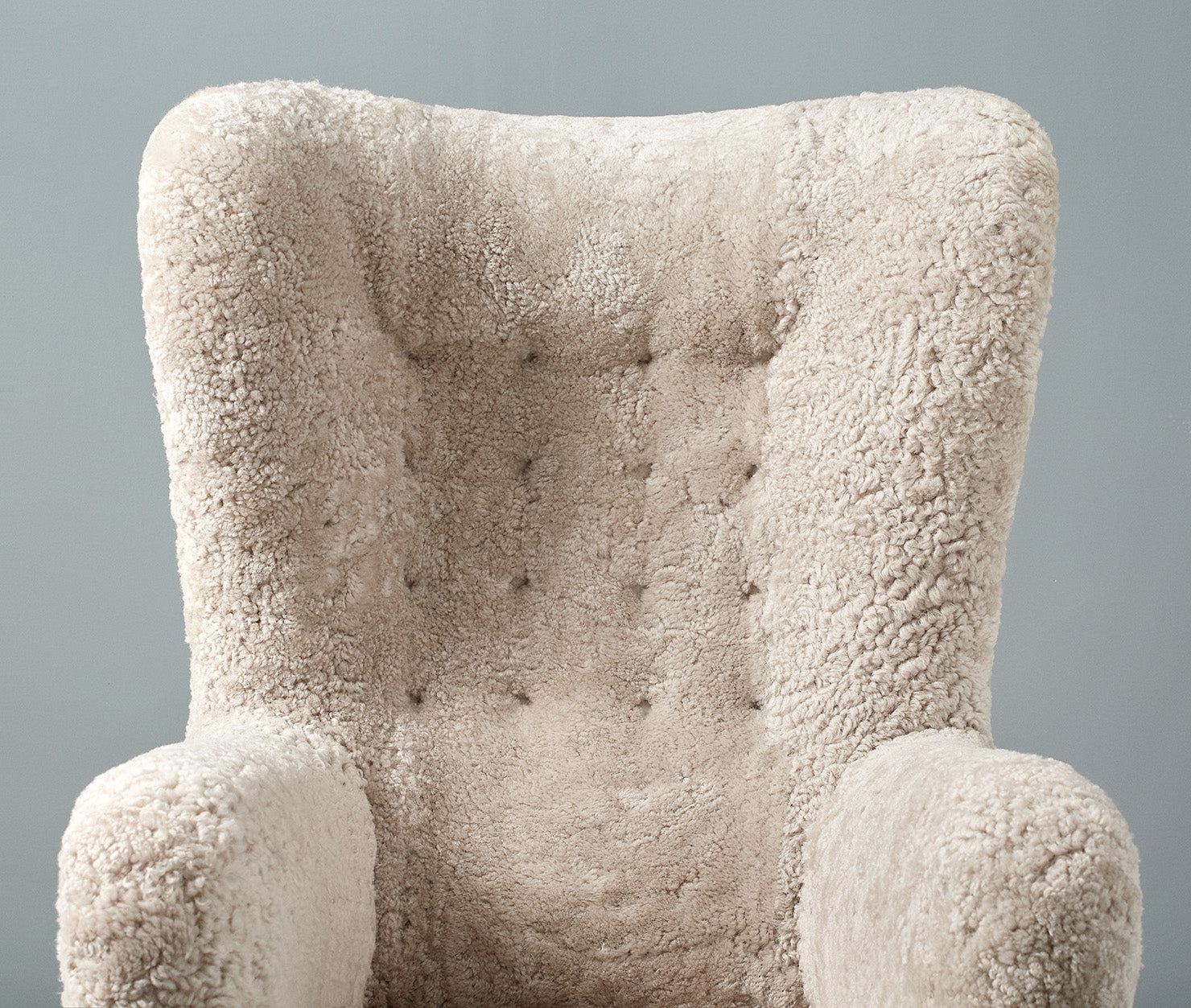 Model 1672 Wing Chair