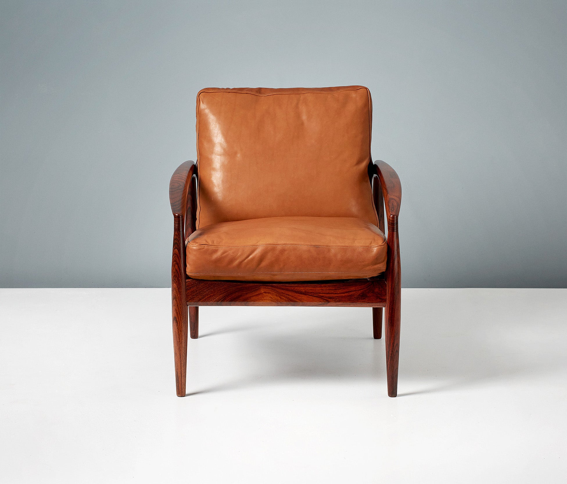 Paper Knife Lounge Chair