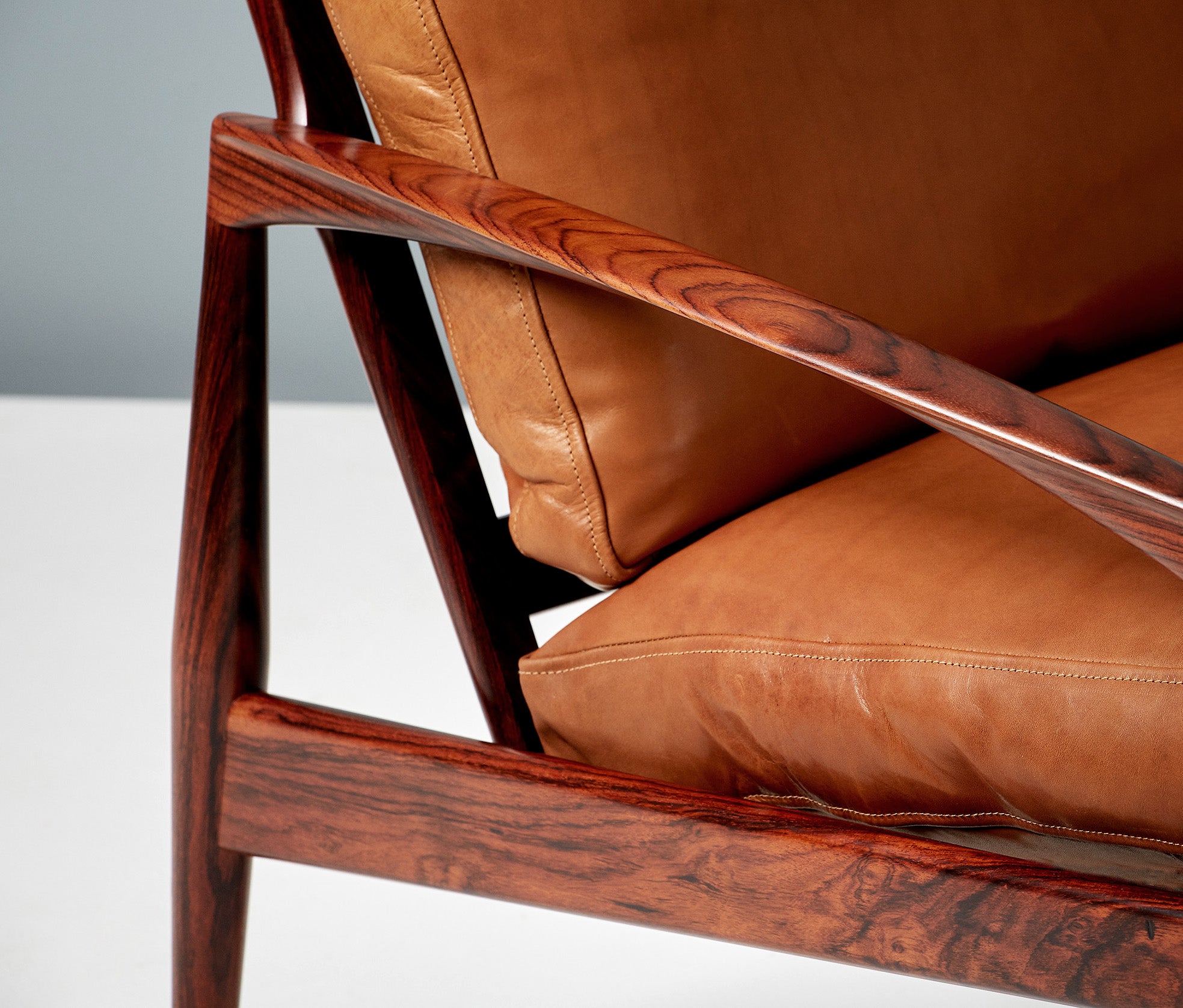 Paper Knife Lounge Chair