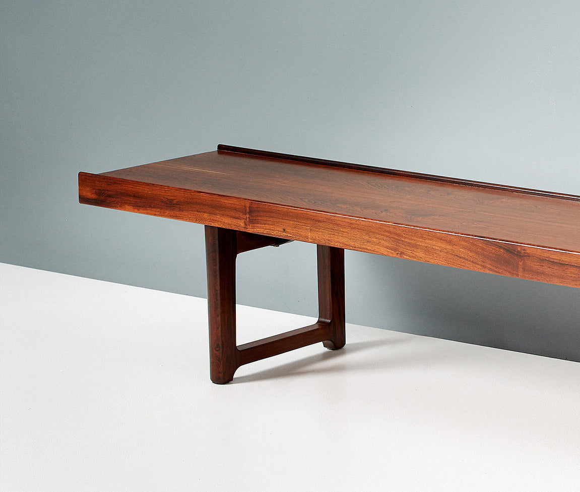 Krobo Bench