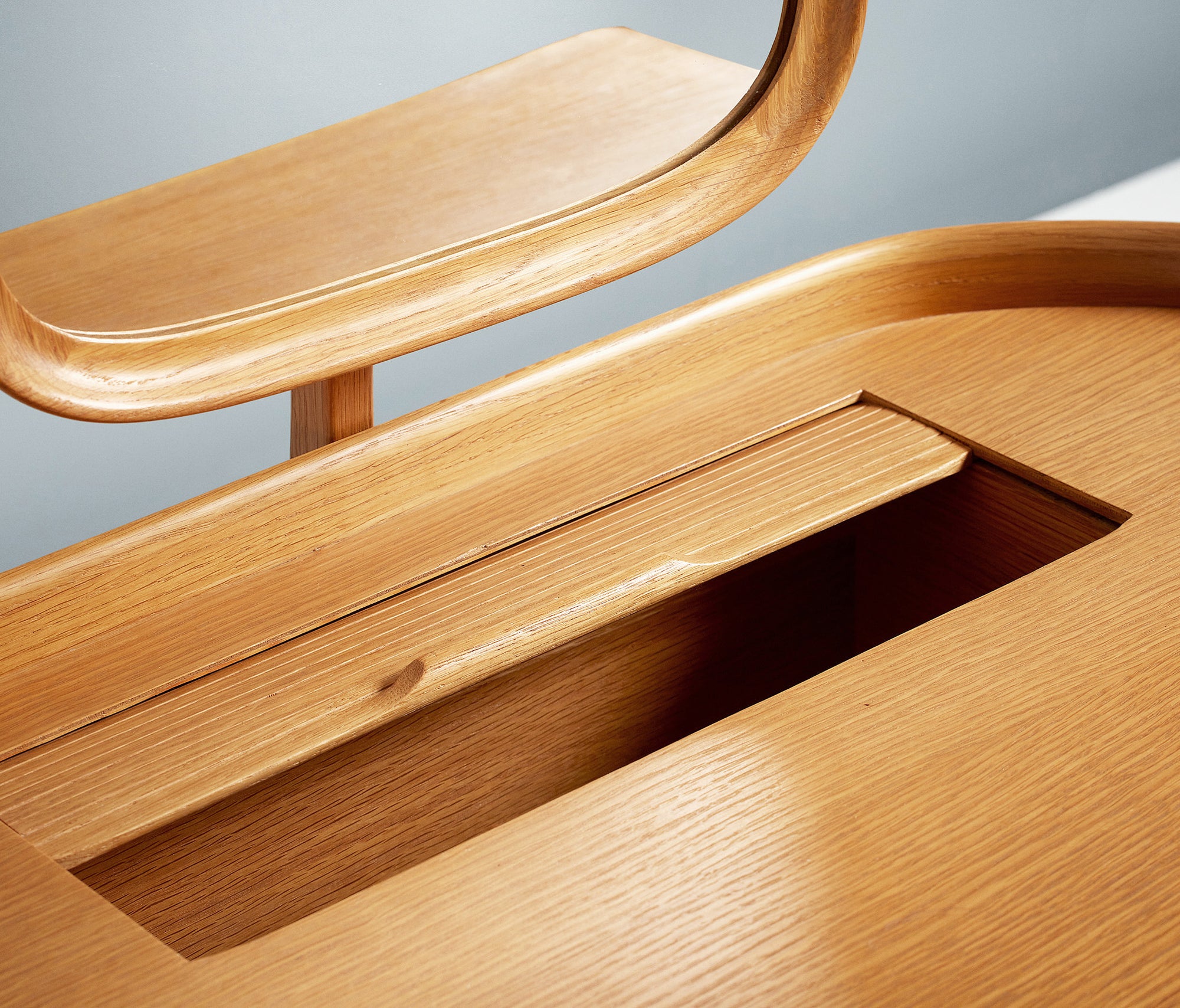 Birgitta Dressing Table