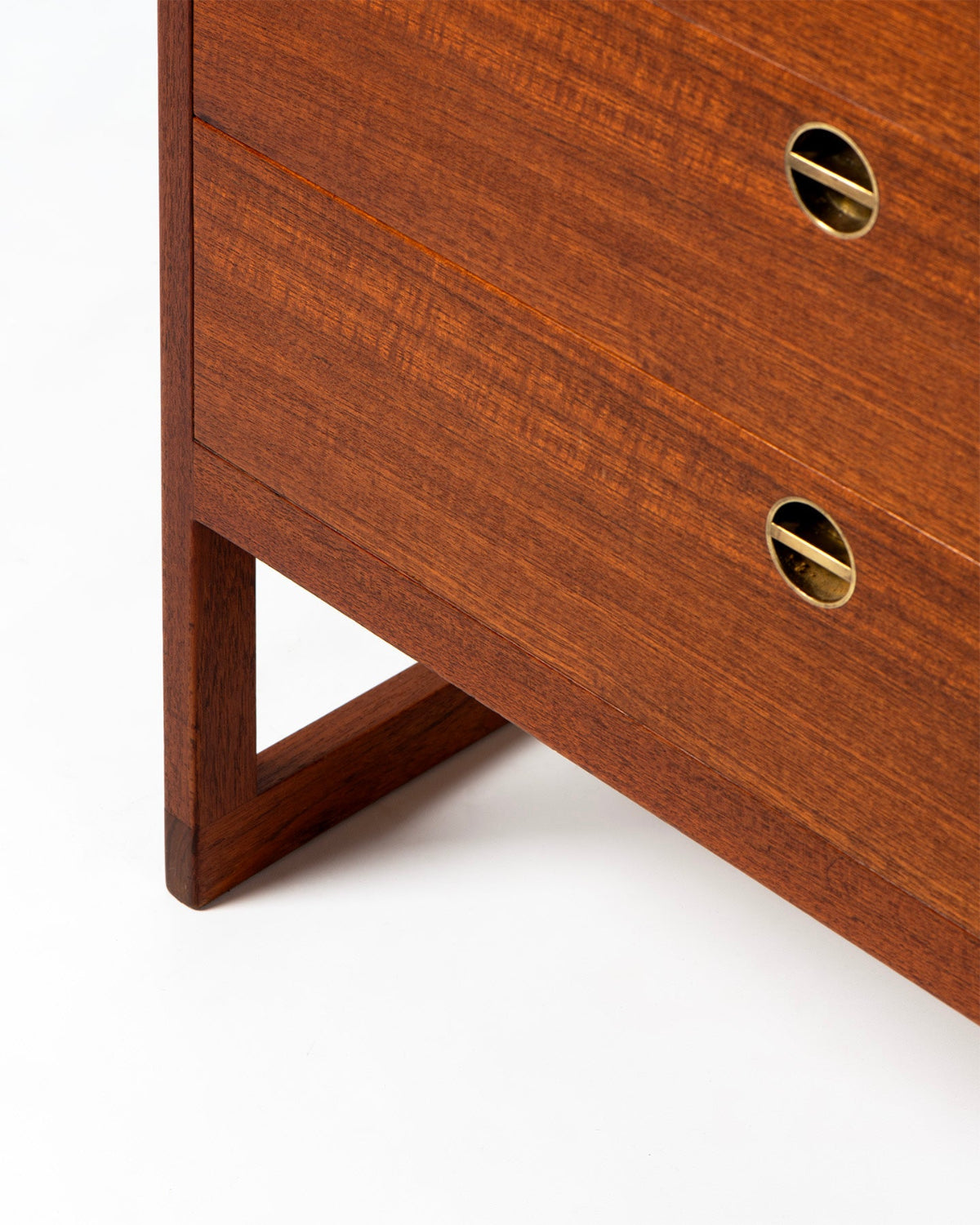 BM57 Chest of Drawers, 1957