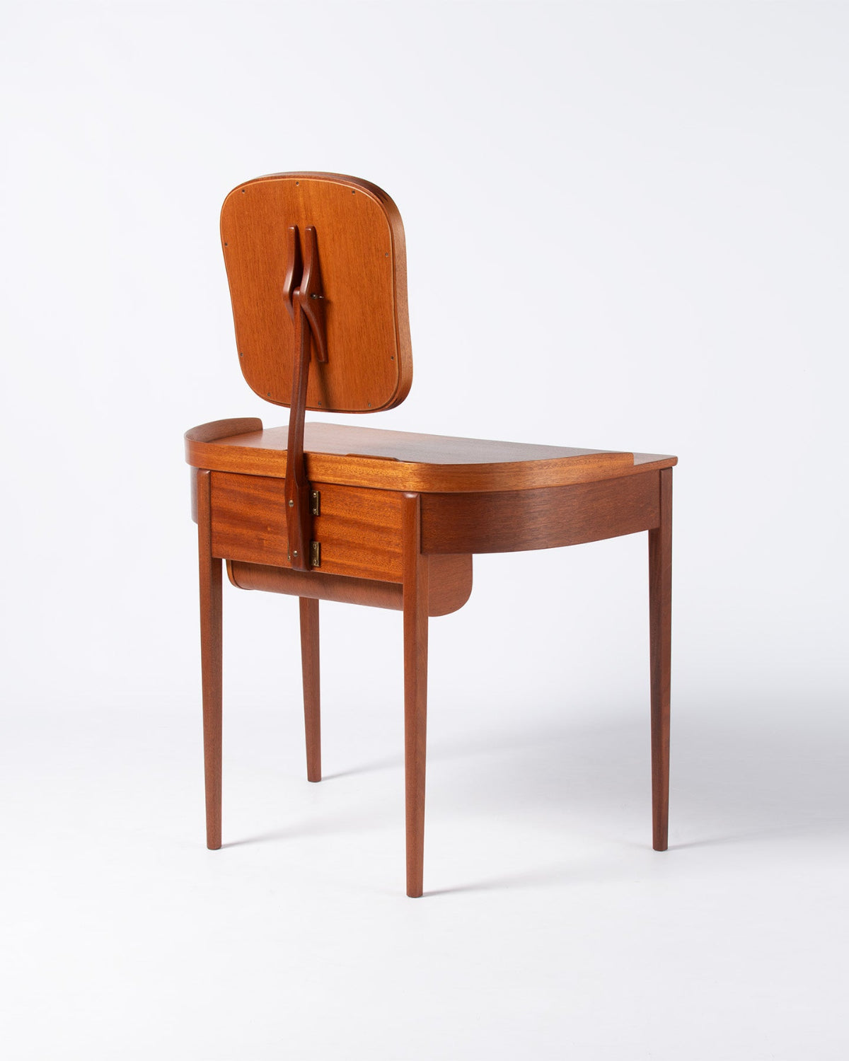 Birgitta Dressing Table