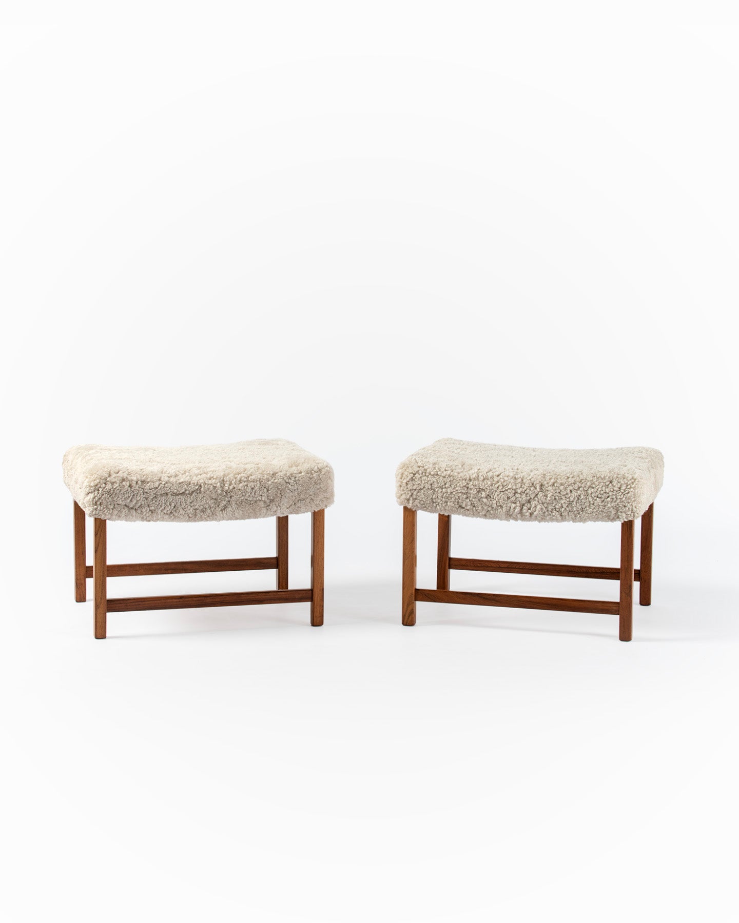 Model 965 Ottomans, 1964