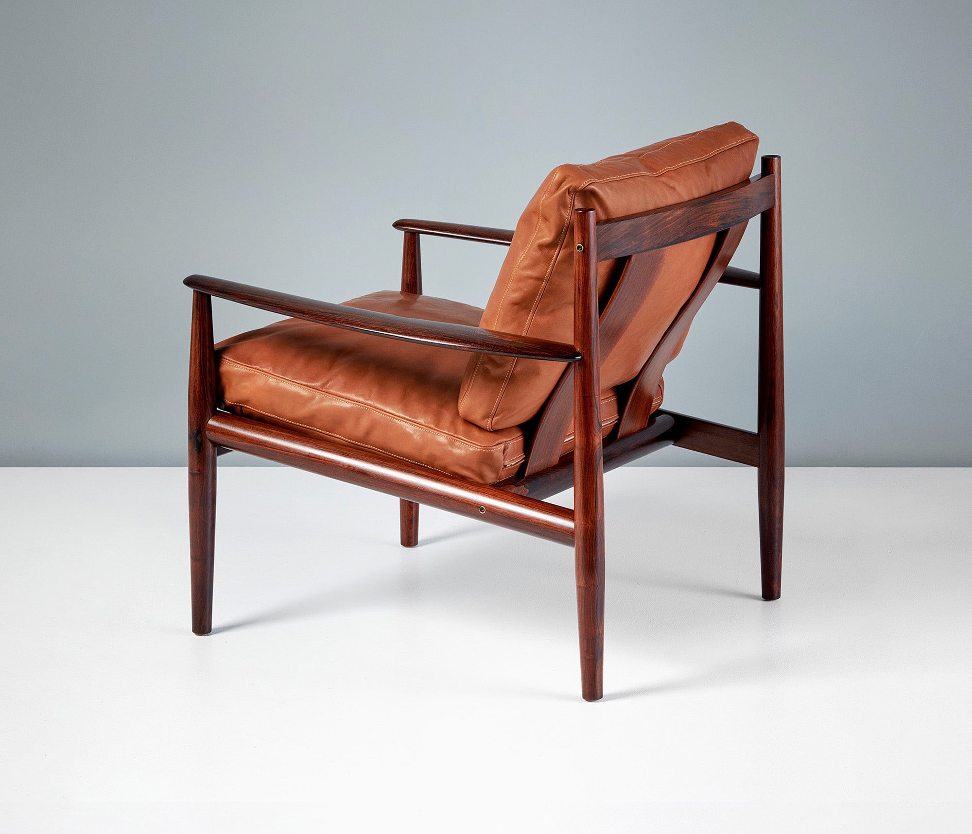 Model FD-128 Lounge Chairs