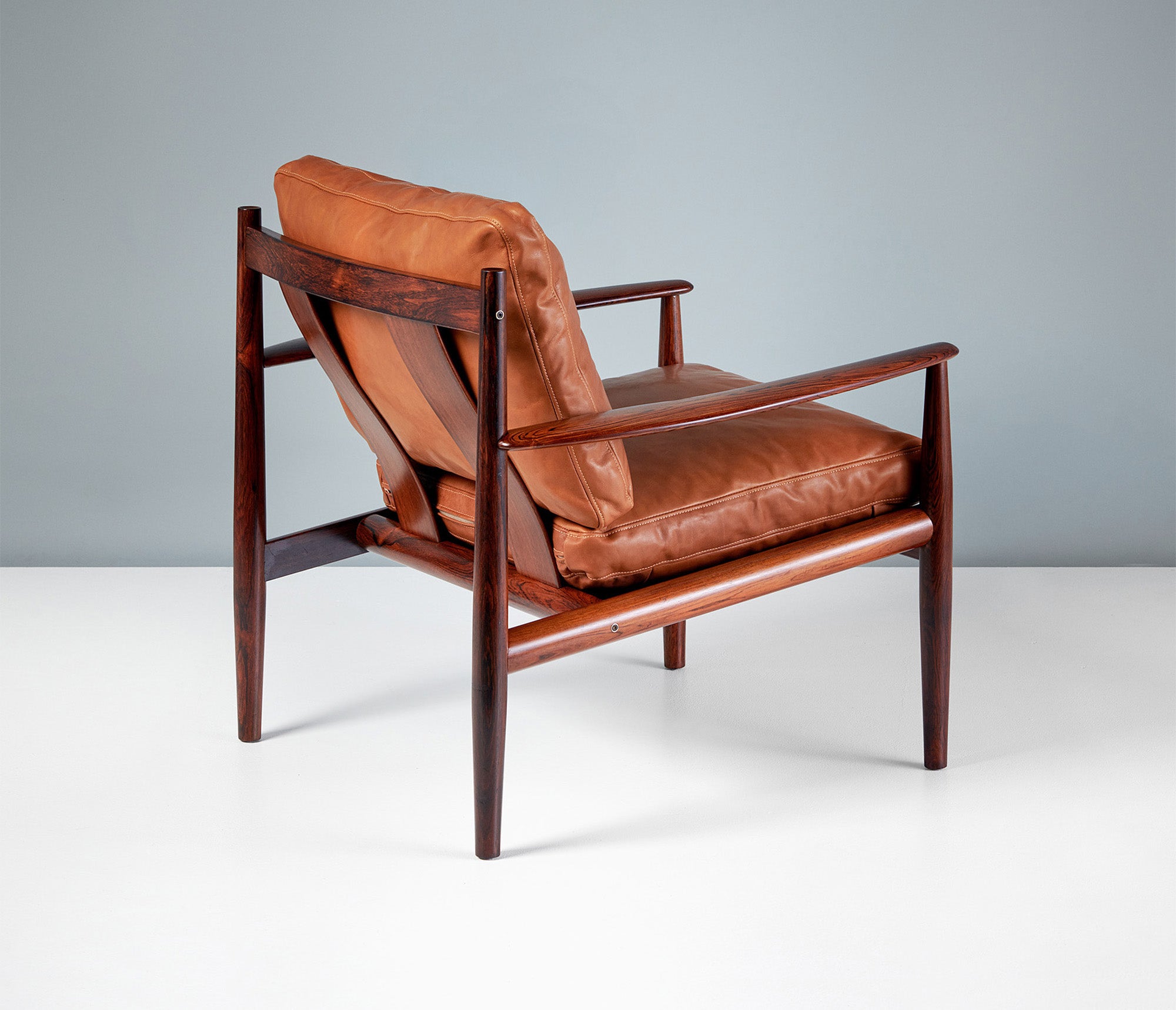 Model FD-128 Lounge Chairs