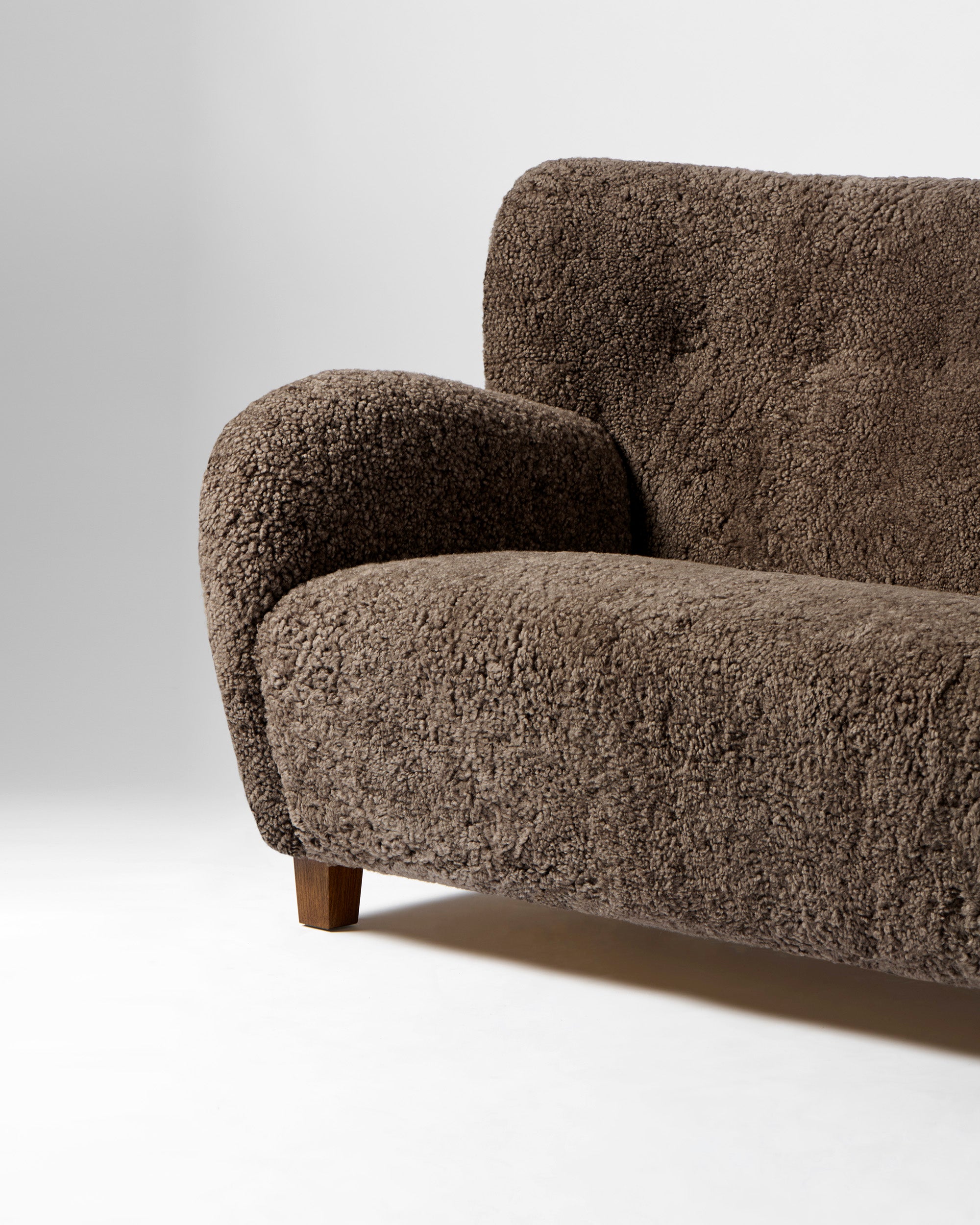 Karu Sofa