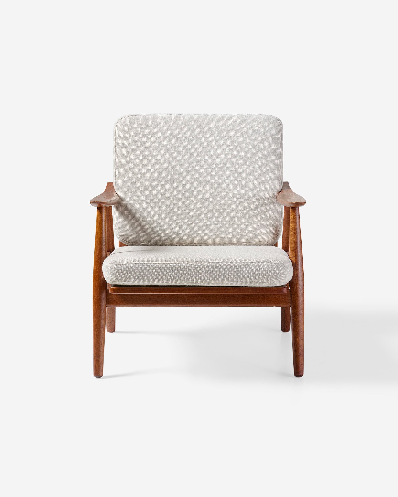 GE-270 Lounge Chairs