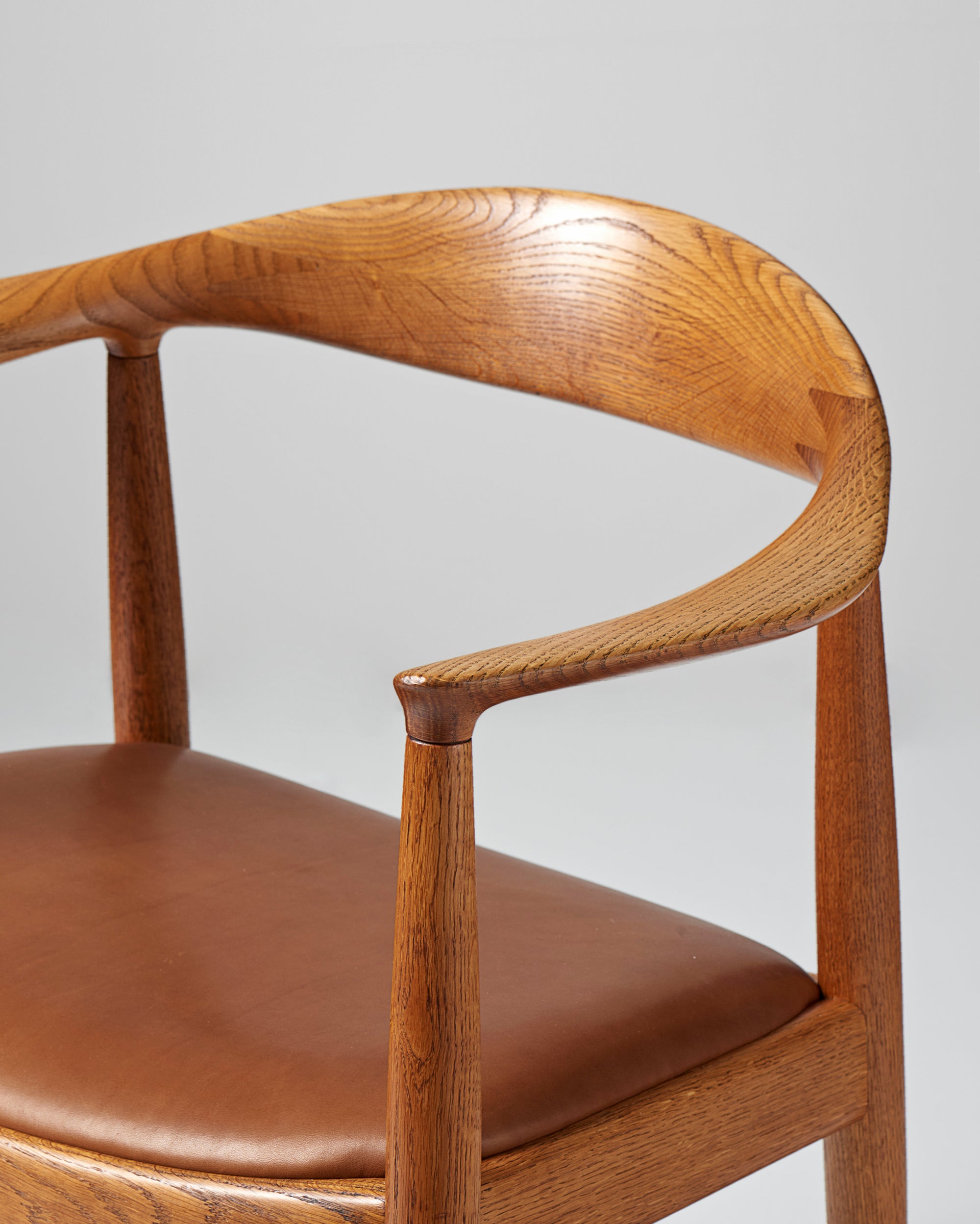 JH-503 Round Chair