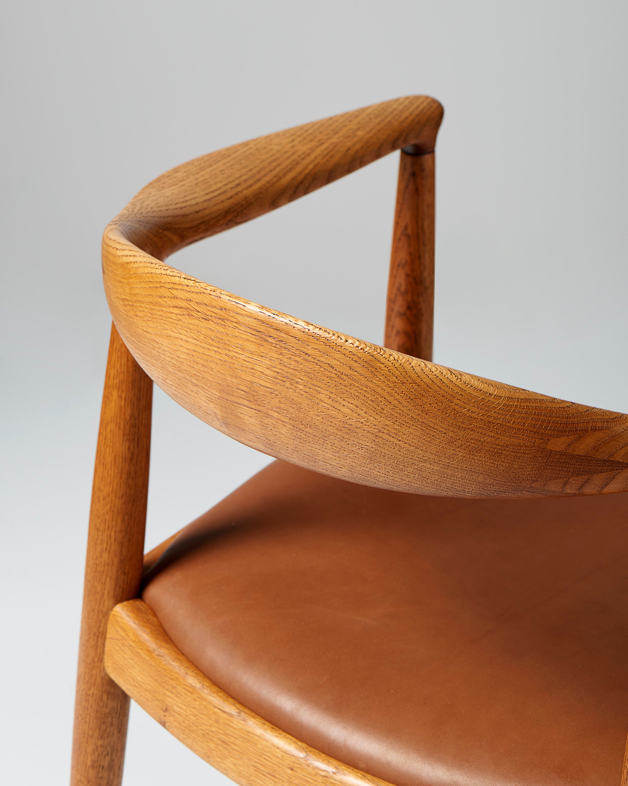 JH-503 Round Chair
