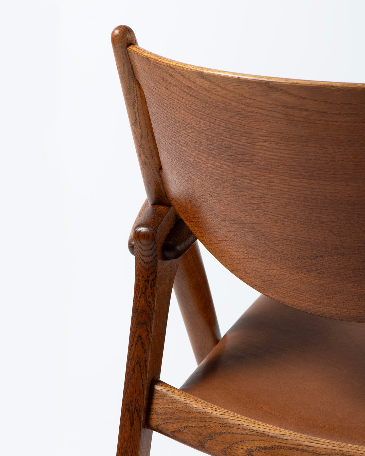 CH-28 Sawbuck Chair, 1951