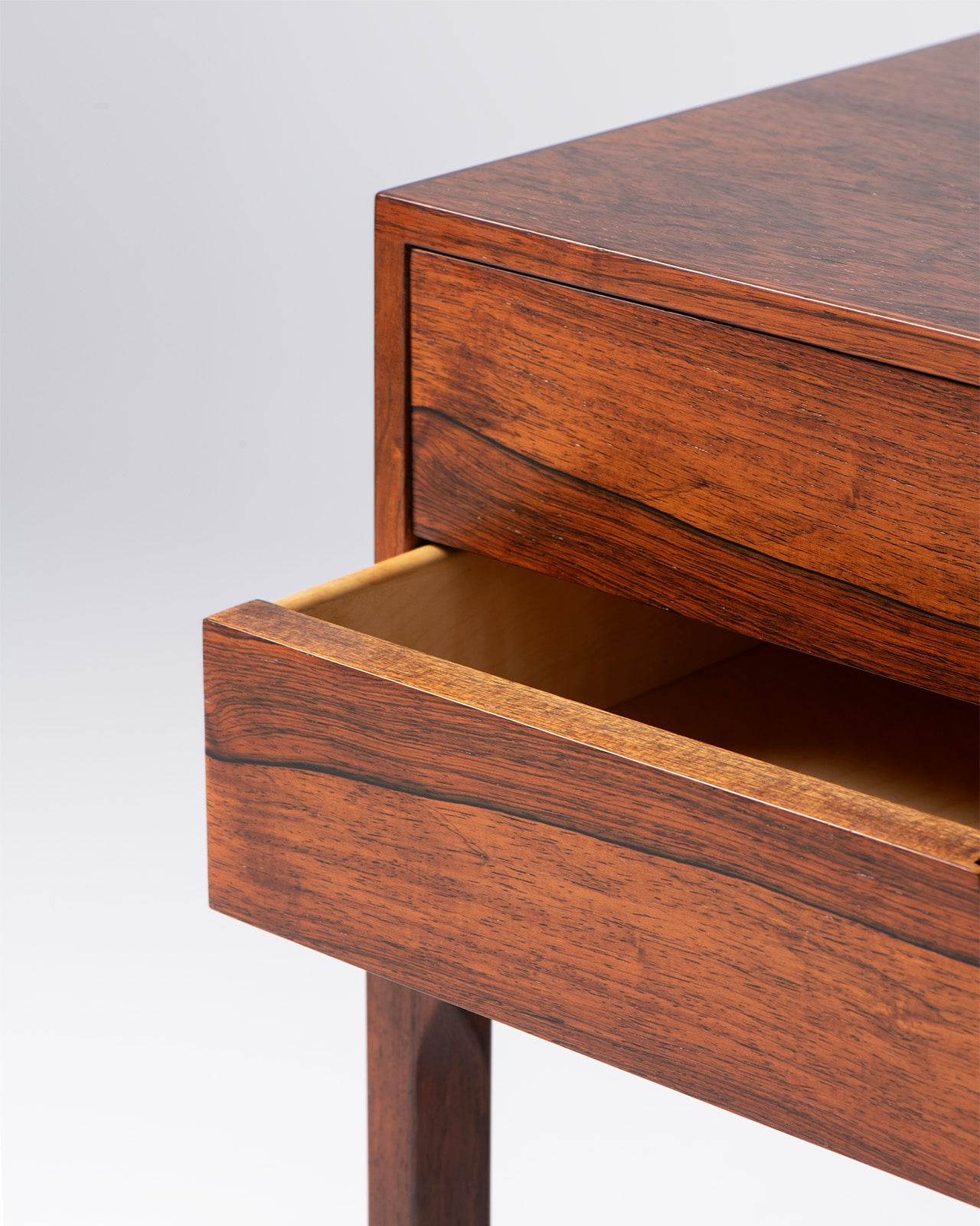 Entre Bedside Table, 1956