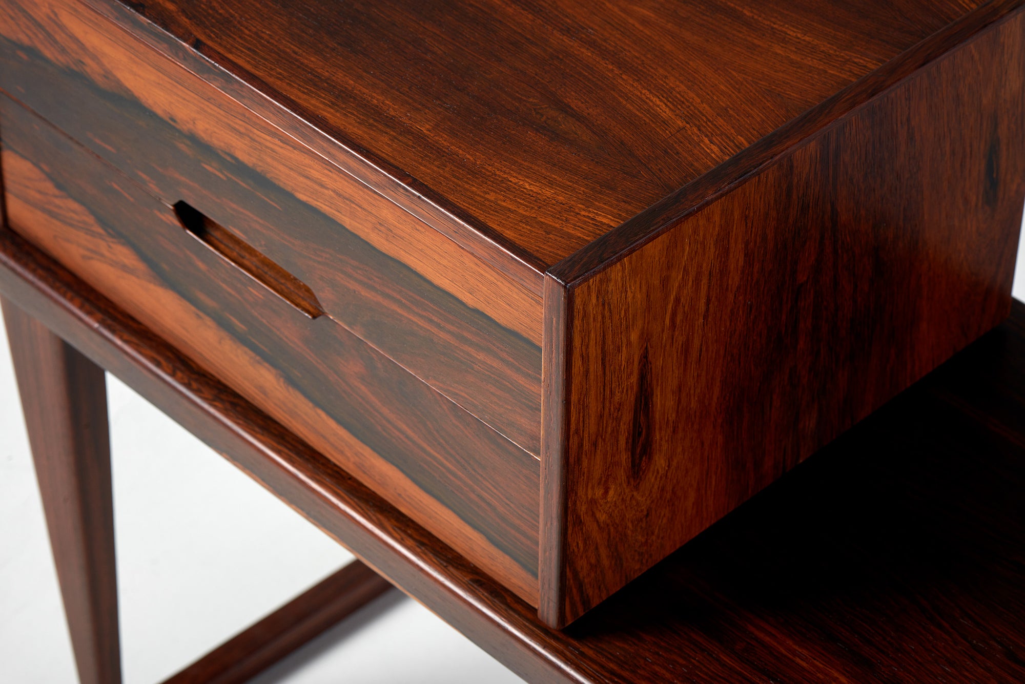 Bench and Drawers Set