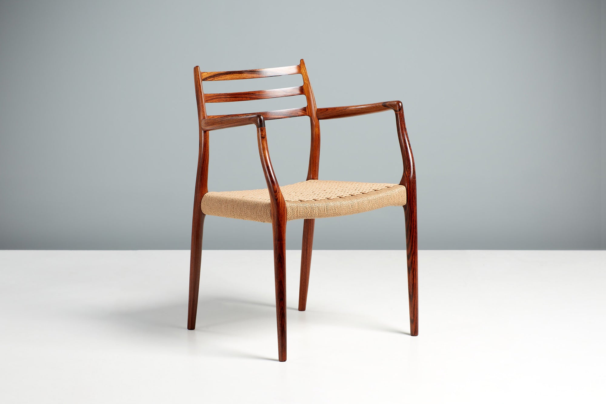 Model 62 Carver Chair