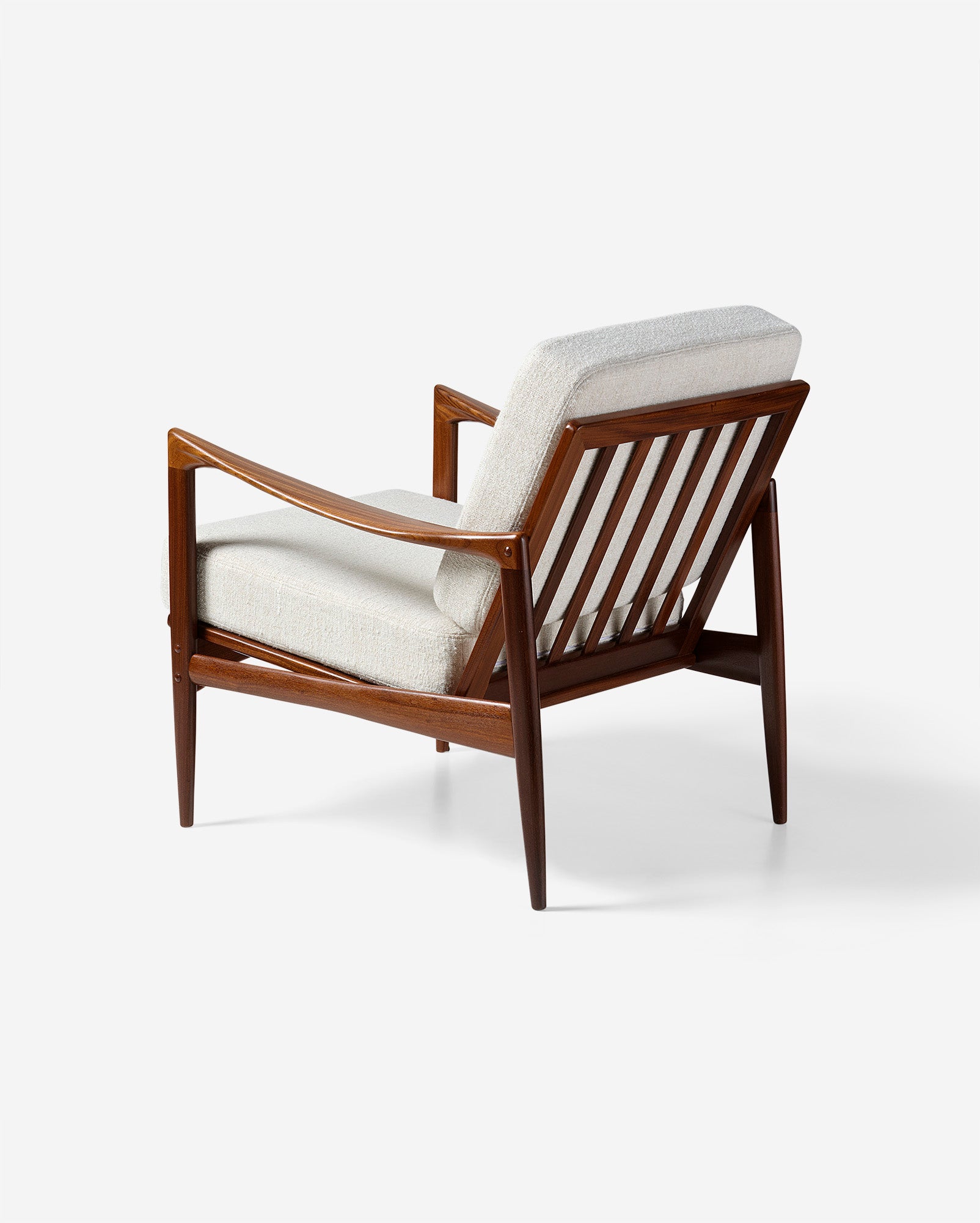 Candidate Chair
