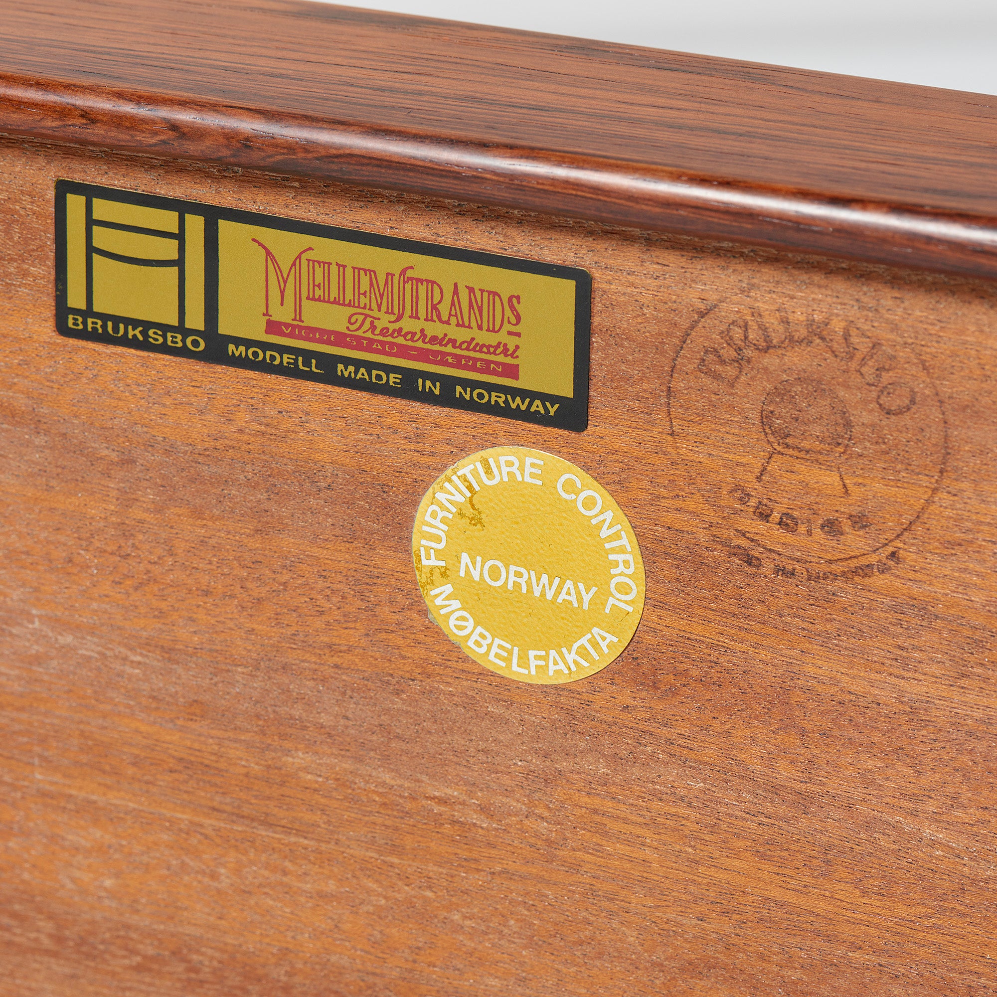 Krobo Bench, 1.5m