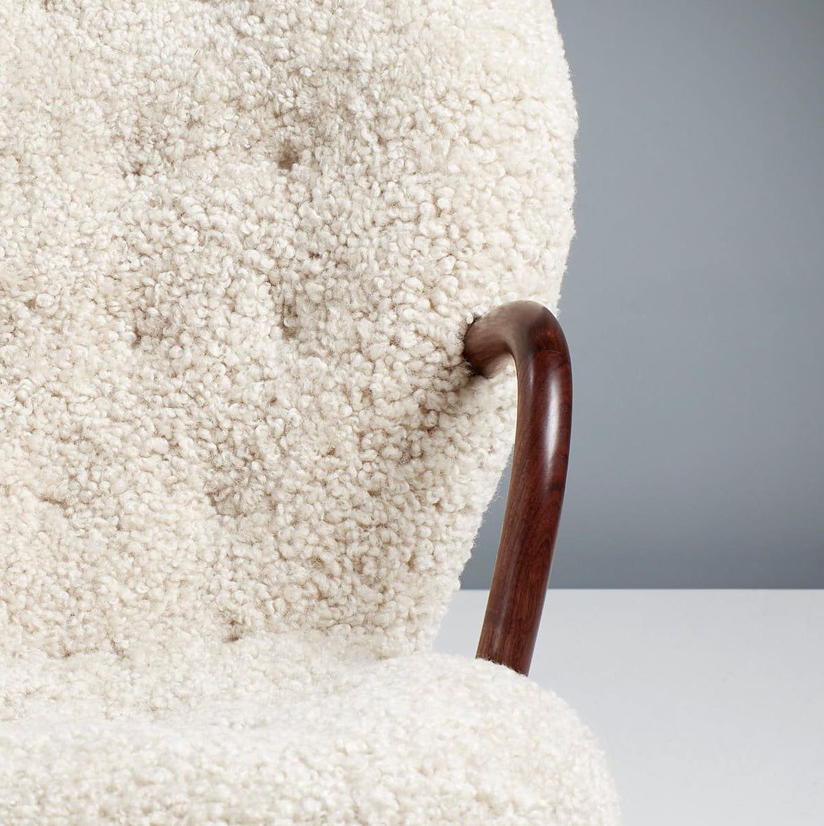 Clam Chair