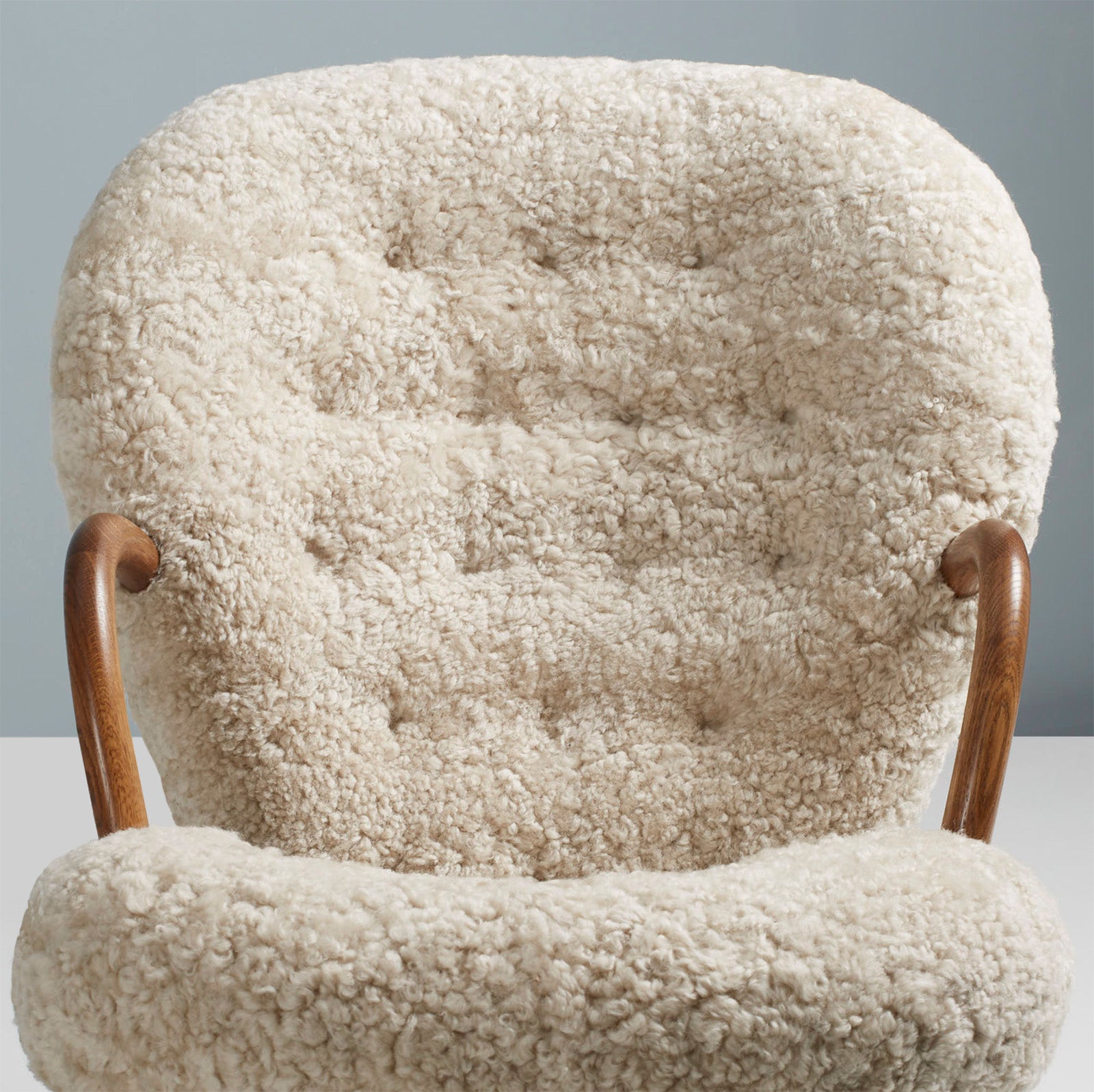 Clam Chair