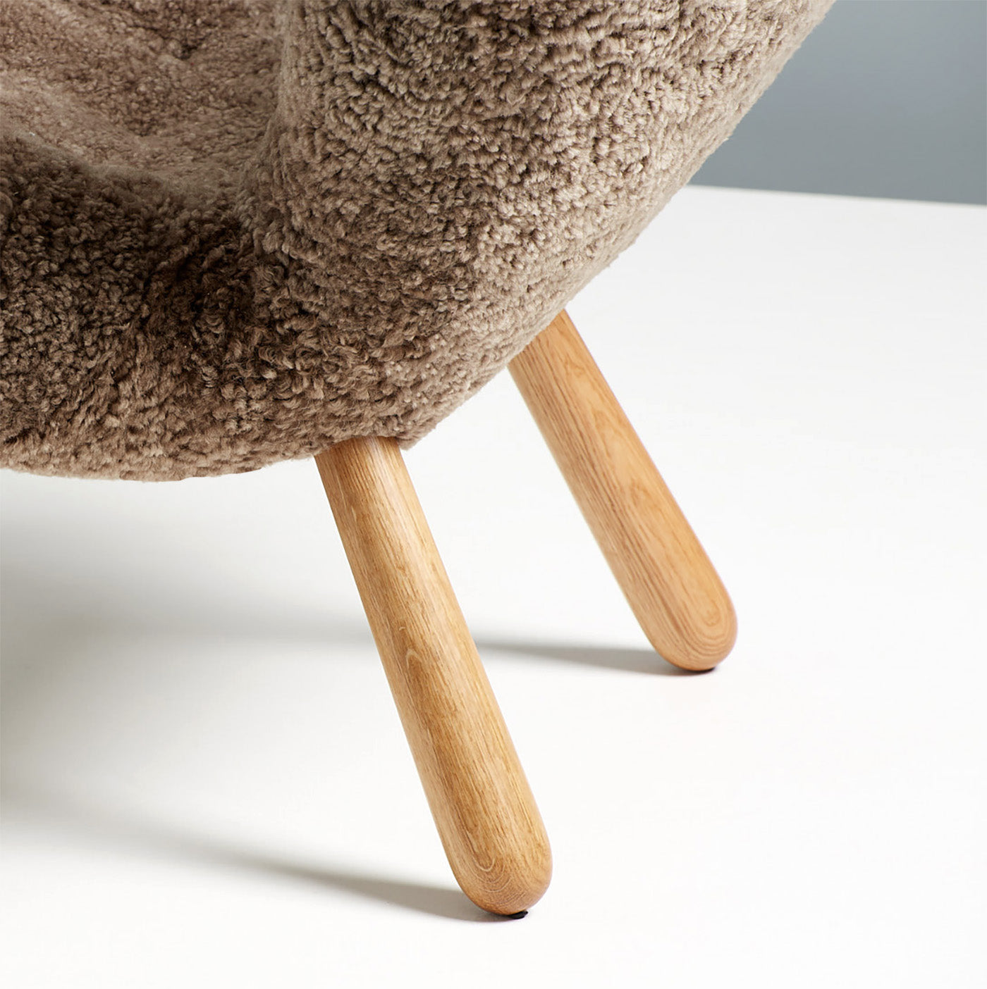 Clam Chair