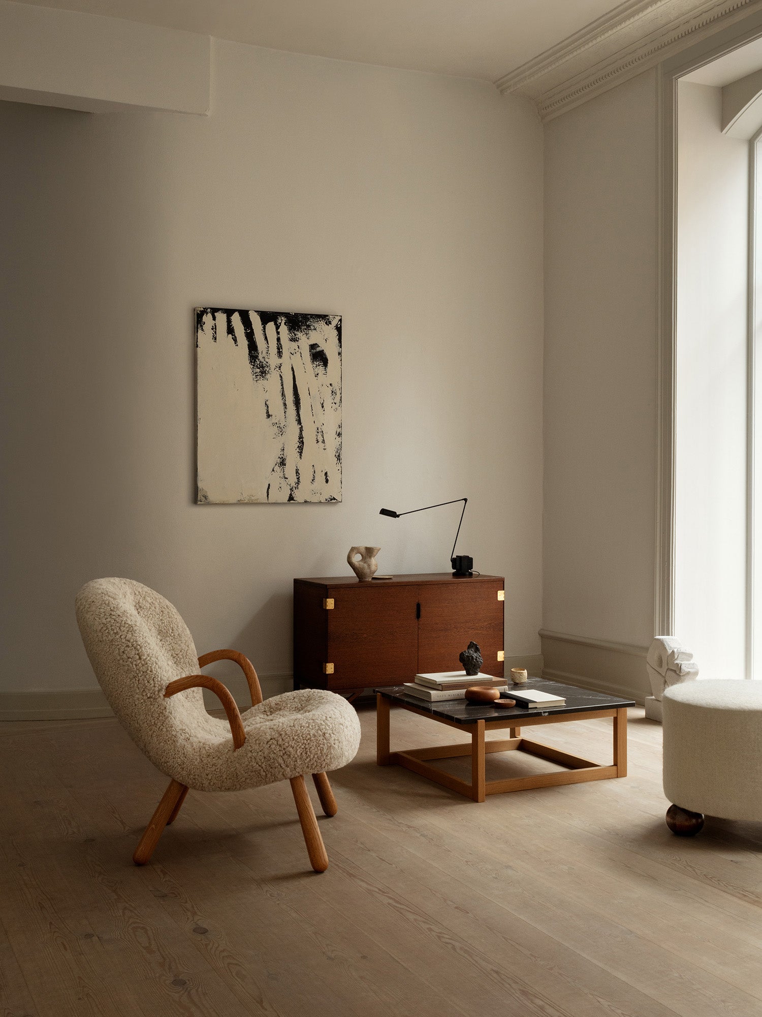 Clam Chair