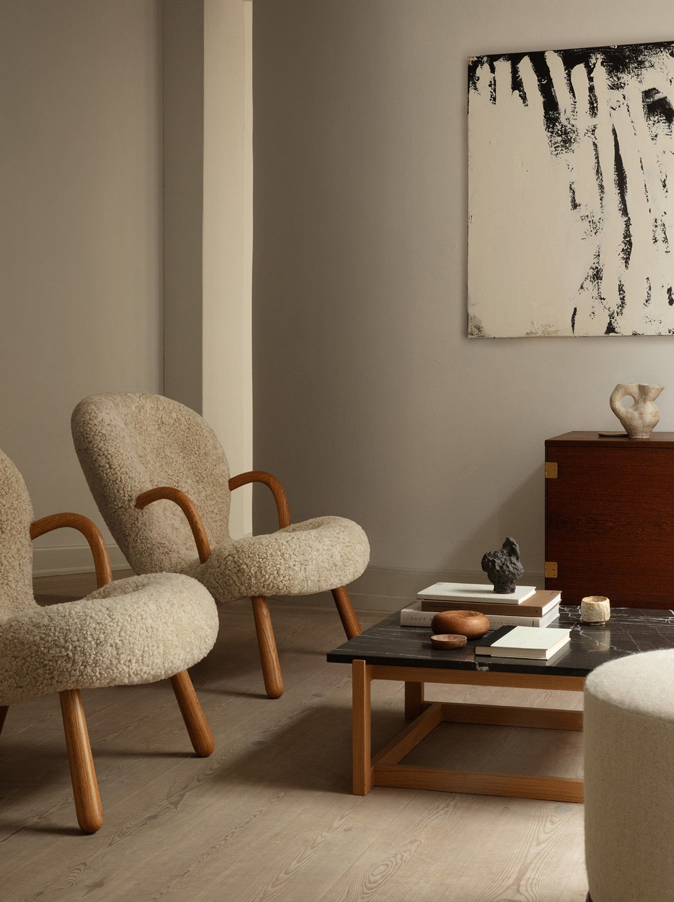 Clam Chair