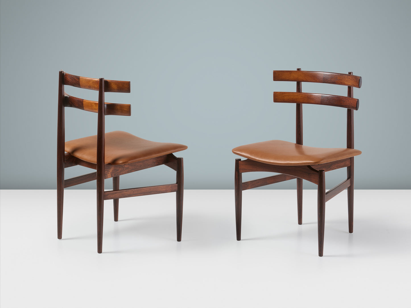 VSA-55 Dining Chairs