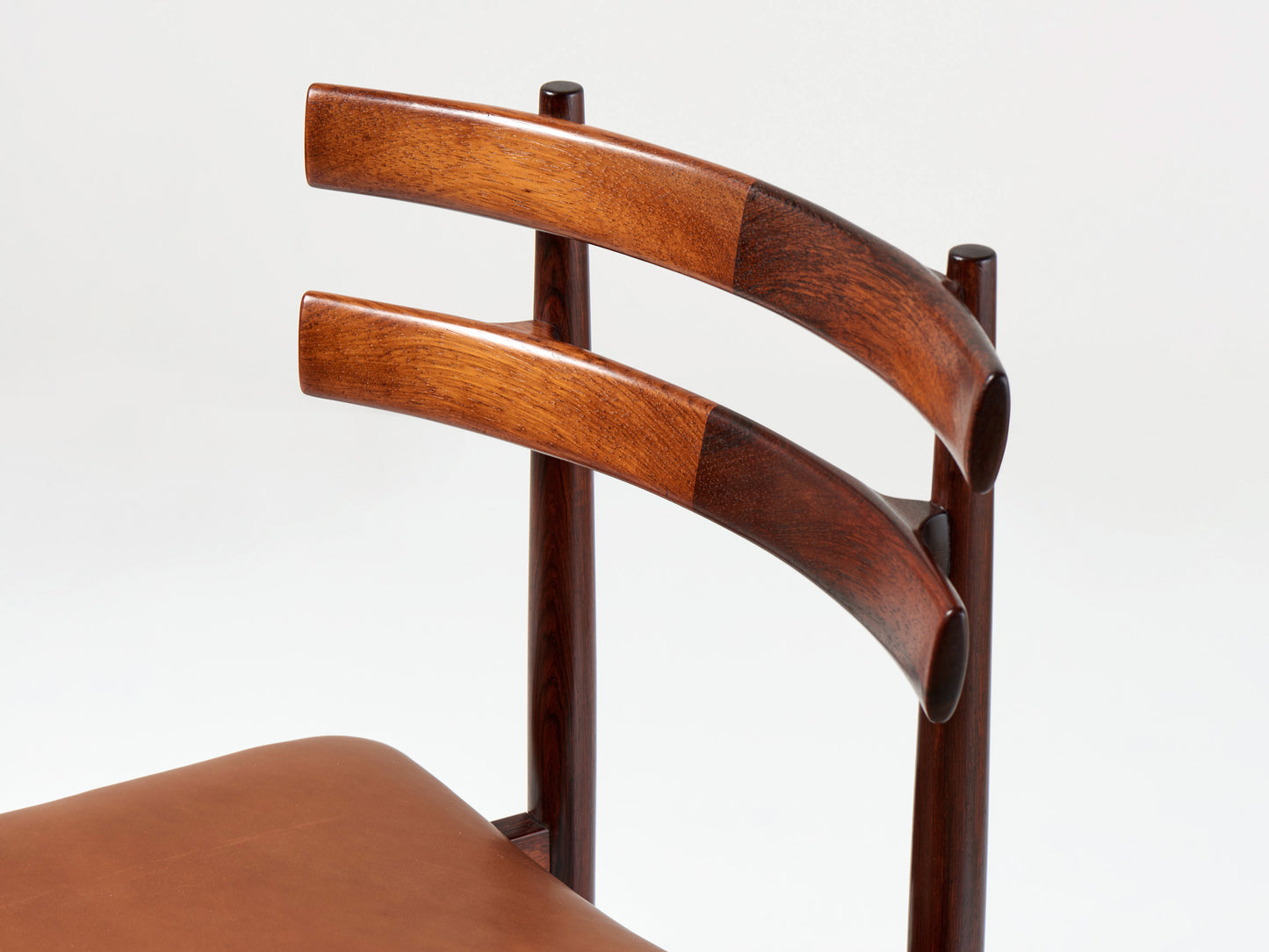 VSA-55 Dining Chairs