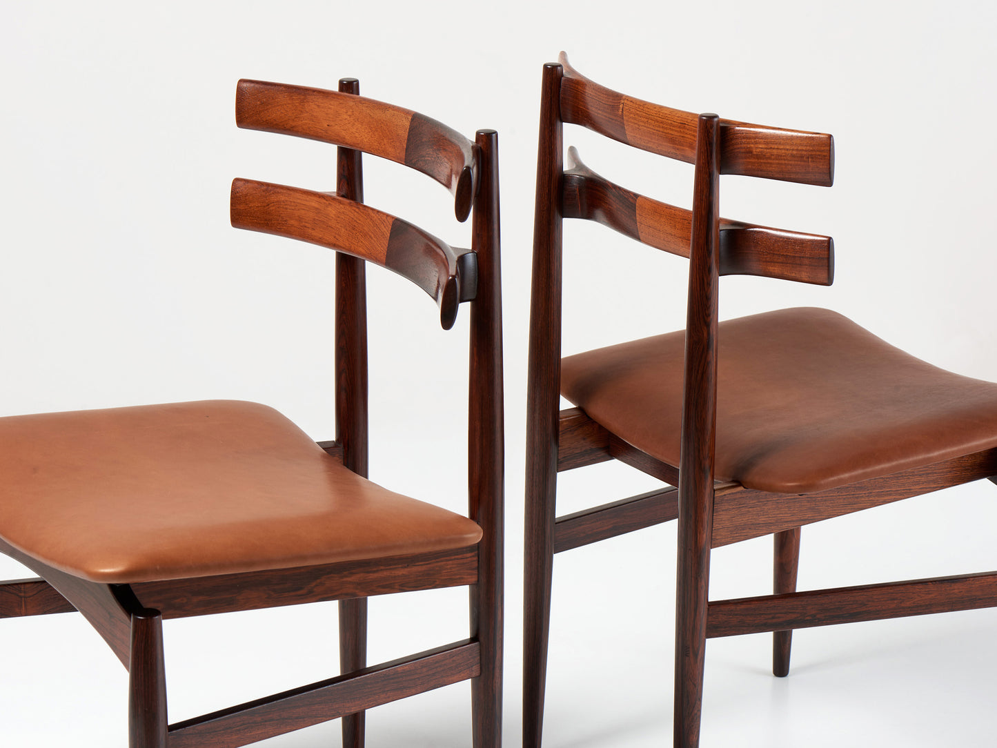 VSA-55 Dining Chairs